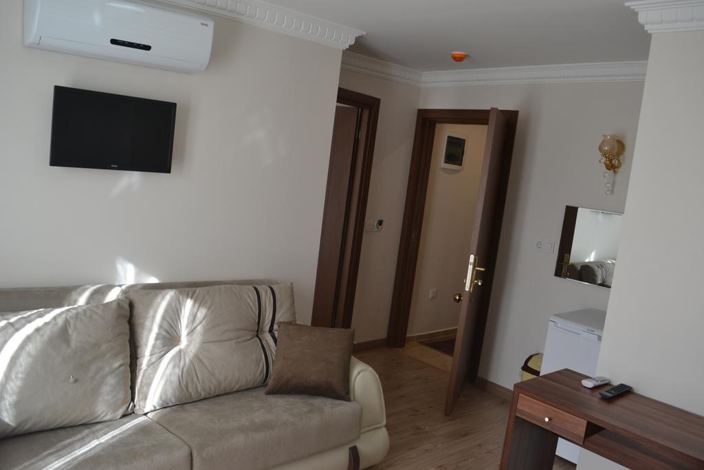 Hotel Fatih اسطنبول الغرفة الصورة